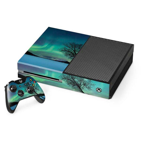 StockTrek Aurora Borealis over a lake in Norway Xbox One Console and Controller Bundle Skin