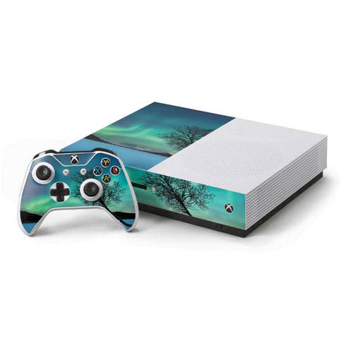 StockTrek Aurora Borealis over a lake in Norway Xbox One S Console and Controller Bundle Skin