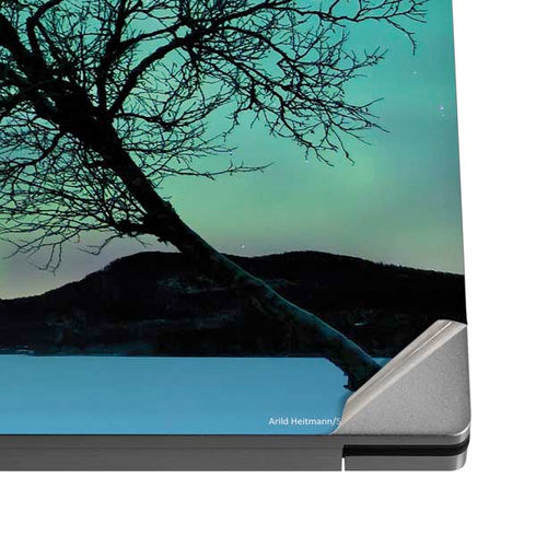 StockTrek Aurora Borealis over a lake in Norway Dell XPS Skin