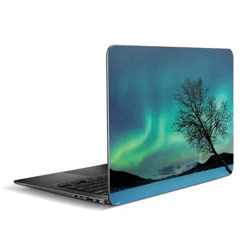 StockTrek Aurora Borealis over a lake in Norway Zenbook UX305FA 13.3in Skin