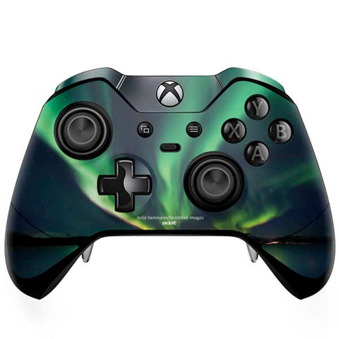 StockTrek Aurora Borealis Over Tjeldsundet in Norway Xbox One Elite Controller Skin