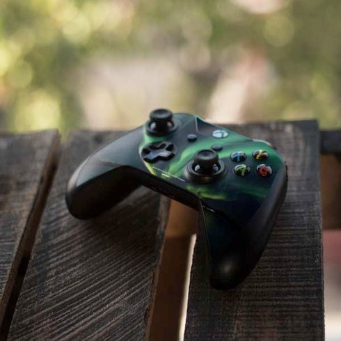 StockTrek Aurora Borealis Over Tjeldsundet in Norway Xbox One S Controller Skin