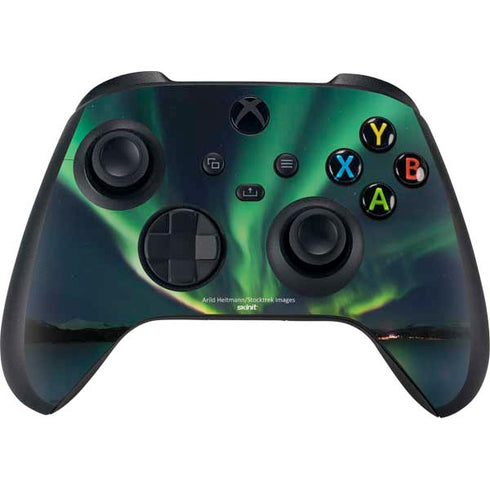 StockTrek Aurora Borealis Over Tjeldsundet in Norway Xbox Series X Skins