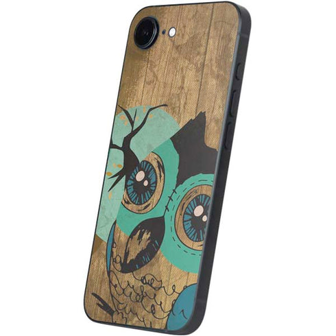 Autumn Owl iPhone 16e Skin