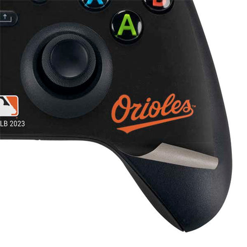 MLB Baltimore Orioles - Solid Distressed Xbox Series X Bundle Skin