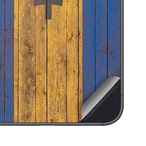 Barbados Flag Dark Wood Galaxy S24 Skin