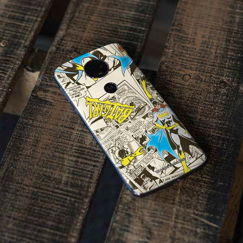 DC Comics Batman Batgirl Vintage Action pose pattern Moto E5 Plus Skin