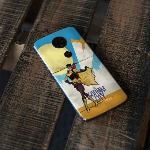 DC Comics Bombshells Batgirl- Fly Gotham City Airlines Moto E5 Plus Skin