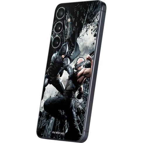 The Dark Knight Rises Batman and Bane Fighting Galaxy S25 Skin