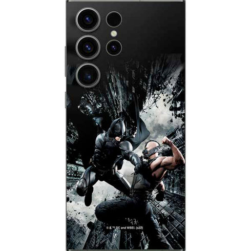 The Dark Knight Rises Batman and Bane Fighting Galaxy S24 Ultra Skin