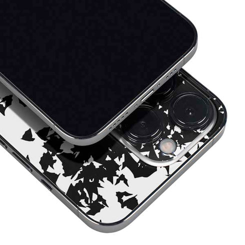 DC Comics Batman Holding batarang Art iPhone 16 Pro Skin