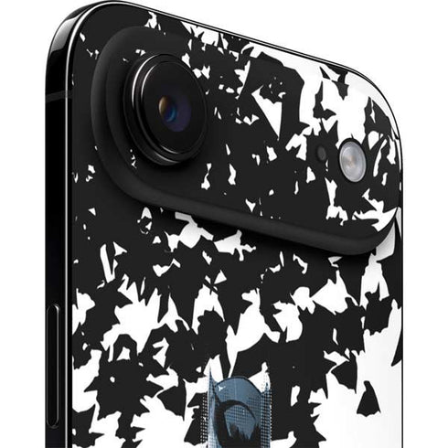 DC Comics Batman Holding batarang Art iPhone 17 Air Skin