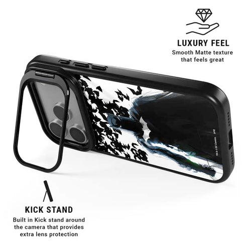 DC Comics Batman Holding batarang Art iPhone 17 Pro Kickstand Case