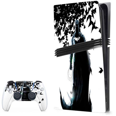 DC Comics Batman Holding batarang Art PS5 Pro Bundle Skin