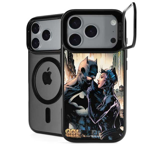 DC Comics Batman Hush 15th Anniversary Deluxe Edition Cover by Jim Lee iPhone 18 Pro Kickstand Case