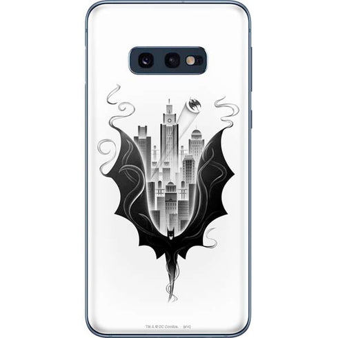 DC Comics Batman City Scape Cover Art Galaxy S10e Skin