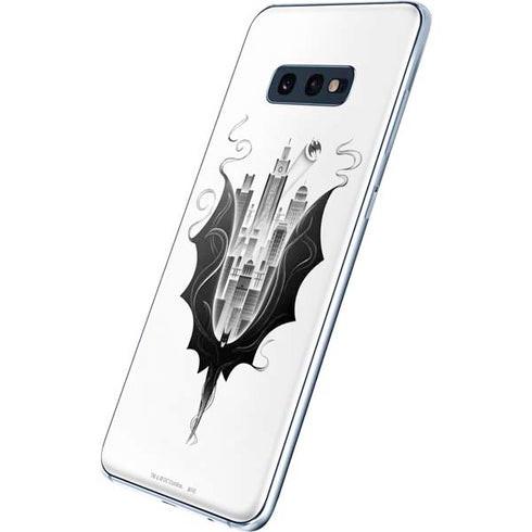 DC Comics Batman City Scape Cover Art Galaxy S10e Skin