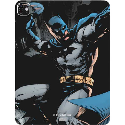 DC Comics Batman Throwing Batarang Jim Lee Art iPad Pro 13in M4 (2024) Skin