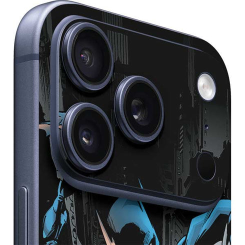 DC Comics Batman Throwing Batarang Jim Lee Art iPhone 17 Pro Max Skin