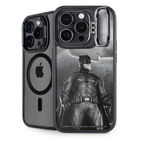 The Justice League (2017) Batman Poster iPhone 13 Pro Kickstand Case