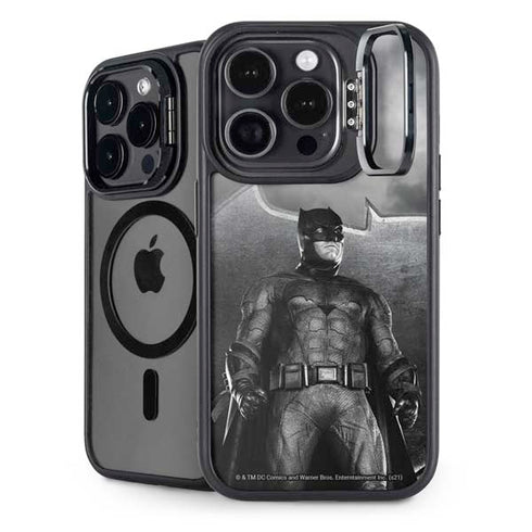 The Justice League (2017) Batman Poster iPhone 14 Pro Kickstand Case