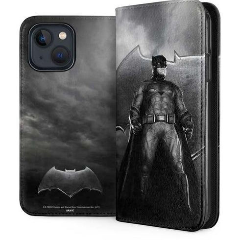 The Justice League (2017) Batman Poster iPhone 15 Plus Folio Case