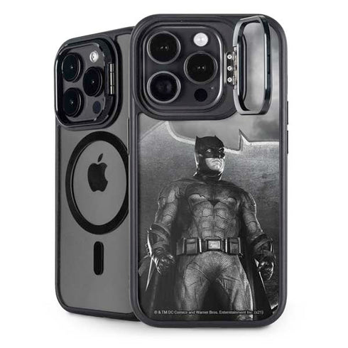 The Justice League (2017) Batman Poster iPhone 15 Pro Max Kickstand Case