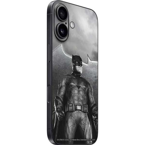 The Justice League (2017) Batman Poster iPhone 16 Plus Skin