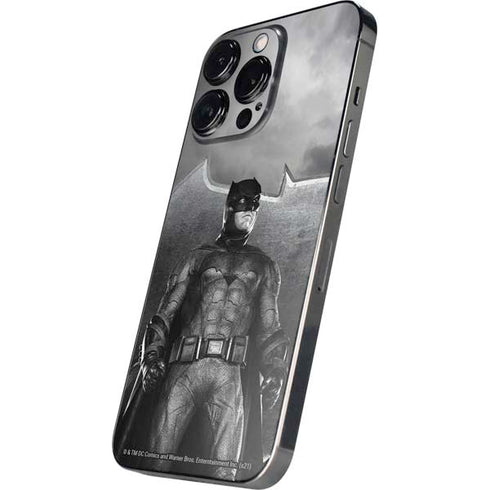 The Justice League (2017) Batman Poster iPhone 16 Pro Skin