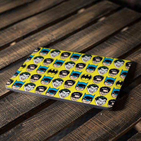 DC Comics Batman Vintage Character Pattern - Joker and Robin Apple MacBook Air Skin