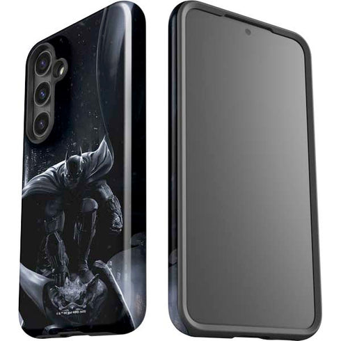 DC Comics Arkham Origins Batman In action pose Galaxy S25 Plus Impact Case