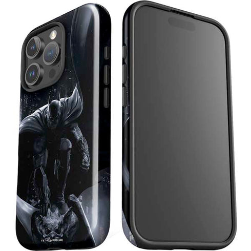DC Comics Arkham Origins Batman In action pose iPhone 16 Pro Impact Case