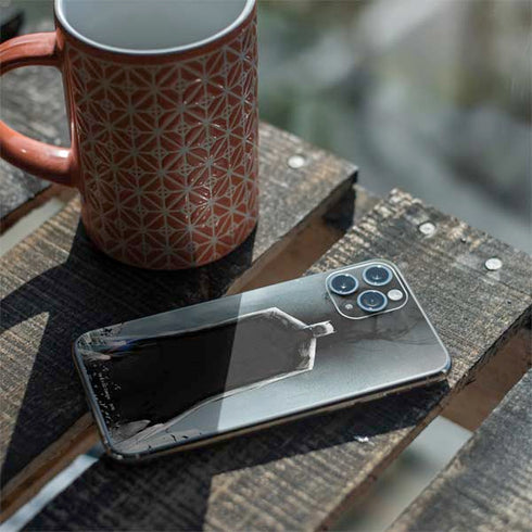 DC Comics Batman Black Mirror Cover #1 iPhone 11 Pro Skin