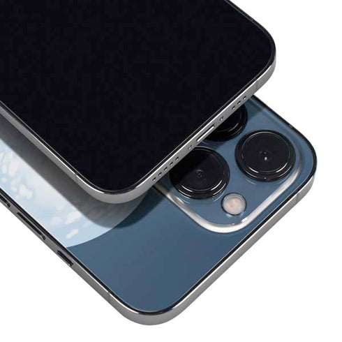 DC Comics Batman Watches Over the City iPhone 16 Pro Skin