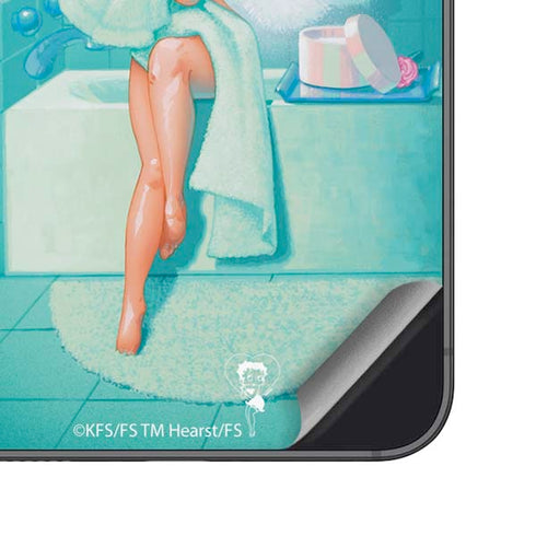 Betty Boop Bathing Galaxy S24 Plus Skin