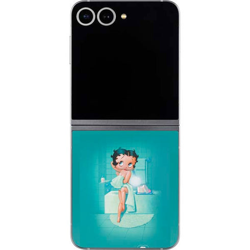 Betty Boop Bathing Galaxy Z Flip6 Skin