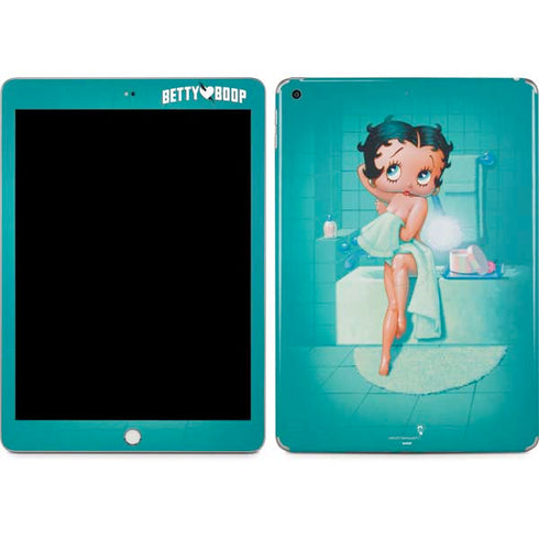Betty Boop Bathing Apple iPad Skin
