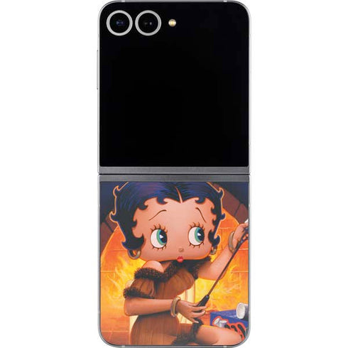 Betty Boop Roasting Marshmallows Galaxy Z Flip6 Skin