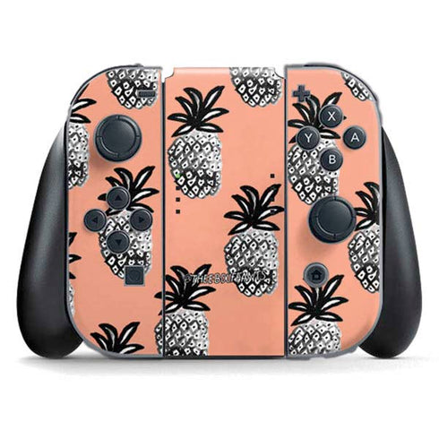 Bouffants and Broken Hearts Gray Scale Pineapple Nintendo Skins