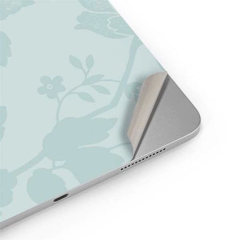 Bird Floral iPad Pro 13in M4 (2024) Skin