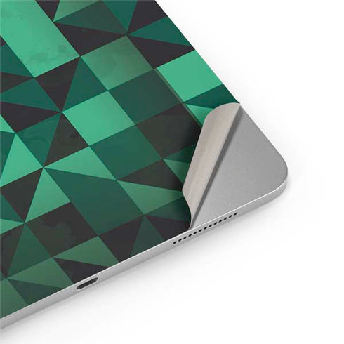Black & Green iPad Pro 13in M4 (2024) Skin