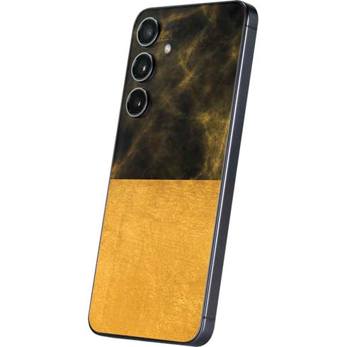 Black and Gold Split Marble Galaxy S25 Plus Skin
