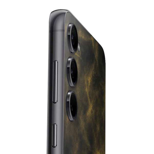 Black and Gold Split Marble Galaxy S25 Plus Skin