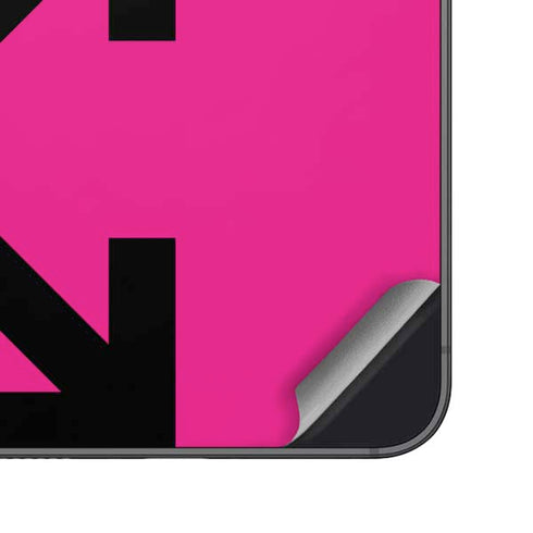 Black and Pink Arrows Galaxy S24 Skin