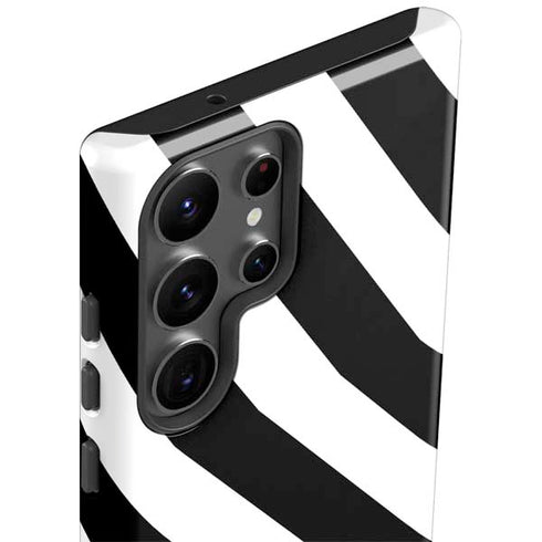 Black and White Geometric Stripes Galaxy S23 Ultra Pro Case