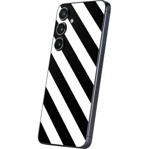 Black and White Geometric Stripes Galaxy S24 Skin