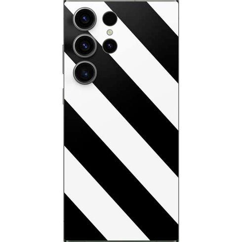 Black and White Geometric Stripes Galaxy S24 Ultra Skin