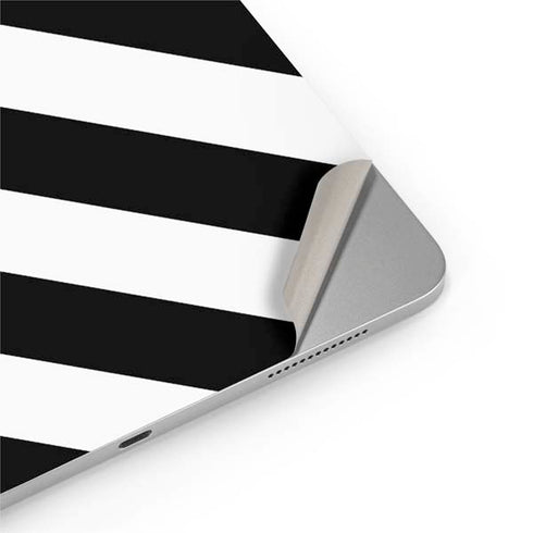 Black and White Geometric Stripes iPad Pro 13in M4 (2024) Skin