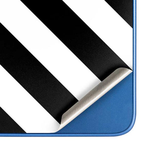 Black and White Geometric Stripes Moto G Play 4G (2024) Skin