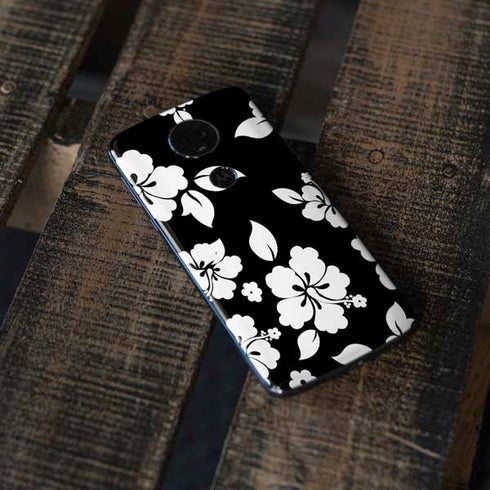 Black and White Moto E5 Plus Skin